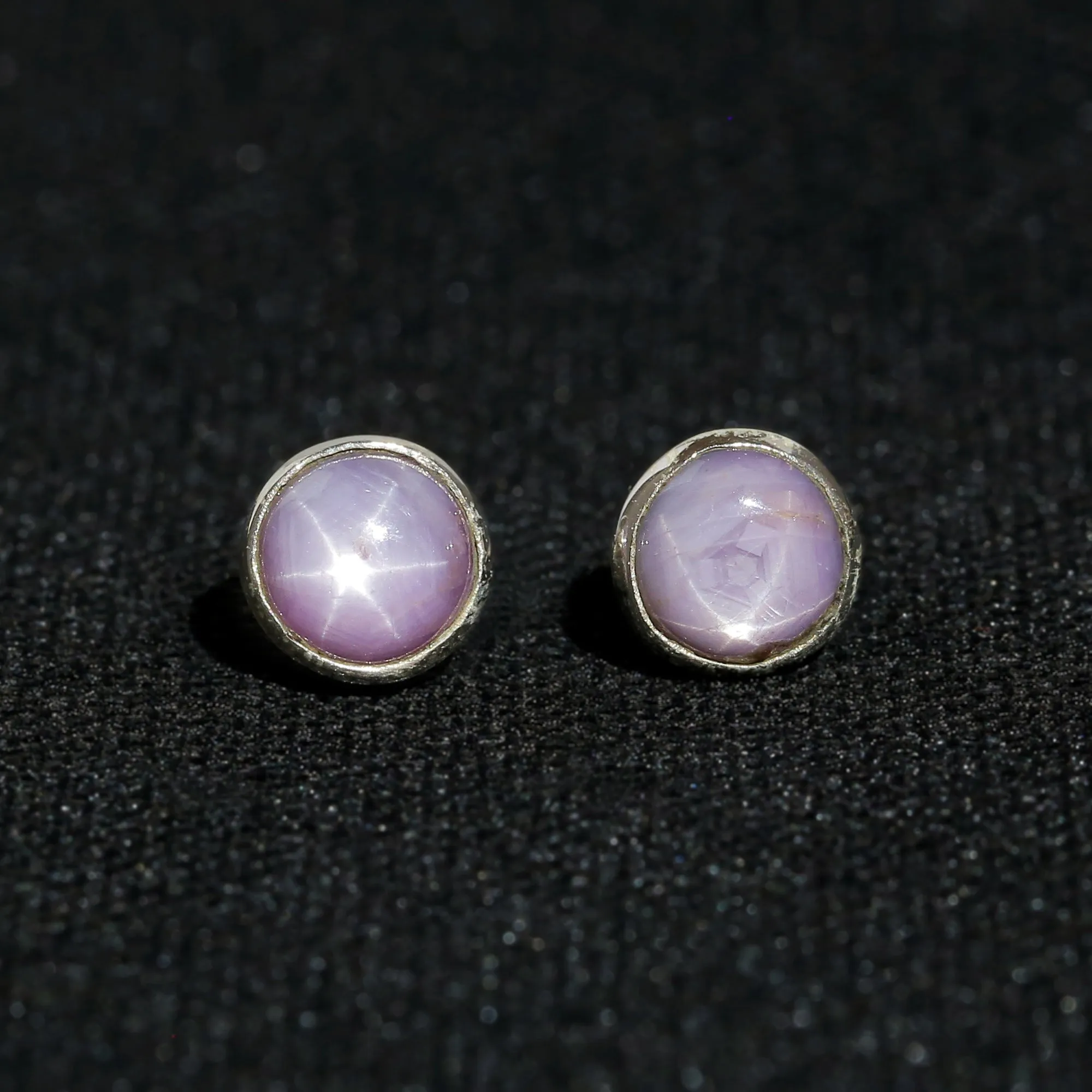 STAR SAPPHIRE STUDS 5.5 CT