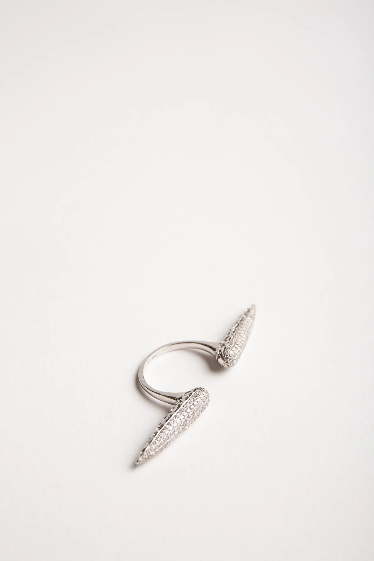 STEFERE | 18K WHITE GOLD DOUBLE CONE 1.45 DIAMOND RING