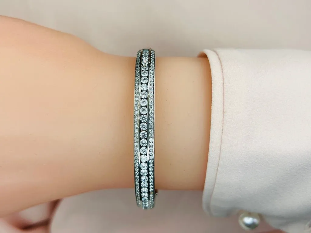 Three Row Channel And Prong Set Lab-Grown Diamond Bangle with 2.97 ct.(finished) 1.3mm, 2.4mm