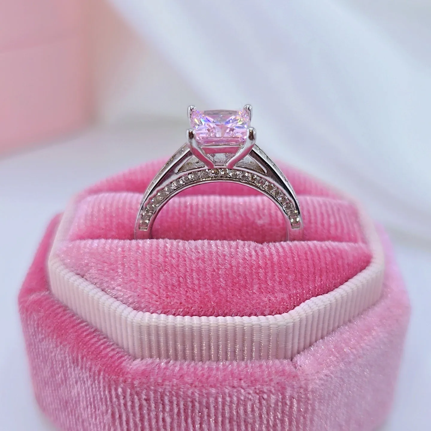 VIP Dream Ring- 1.5 Carat Princess Cut Wedding Ring Set